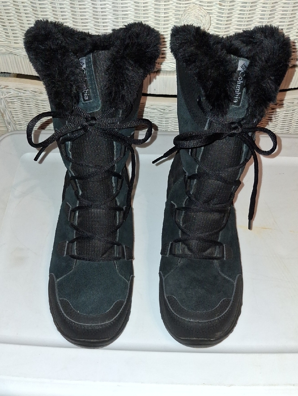 Columbia Black Ice Maiden Women's Faux-Fur Lace-Up Winter Boots Size 9